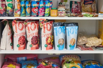 Přesnídávky, oříšky, mražené ovoce - lékárna Olešnice